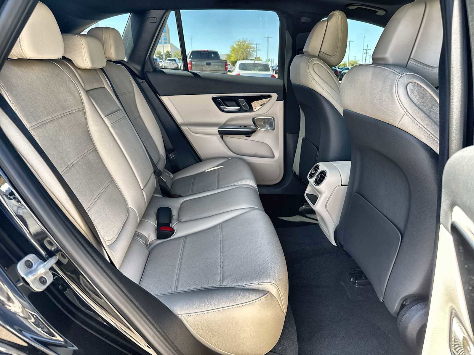 New 2026 Mercedes-Benz GLC 300 image 19