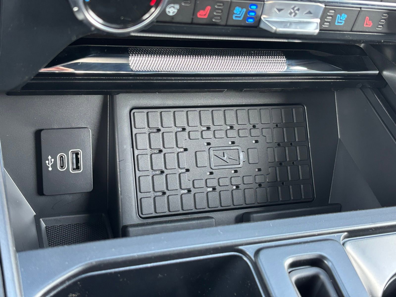 New 2026 Ford F150 Lariat w/ Equipment Group 501A Mid AWD/4WD image 23