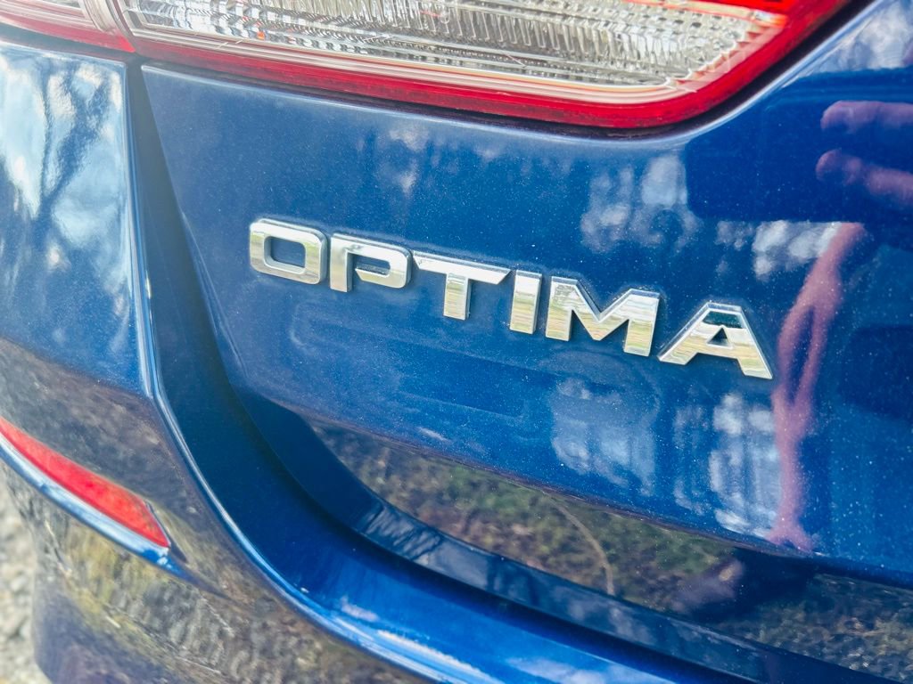 Used 2019 Kia Optima S image 13