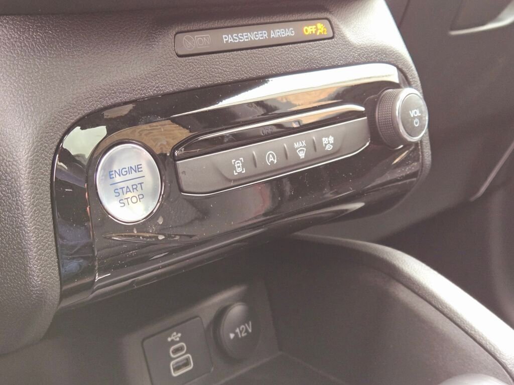 New 2025 Ford Escape ST-Line w/ Tech Pack #1 image 29