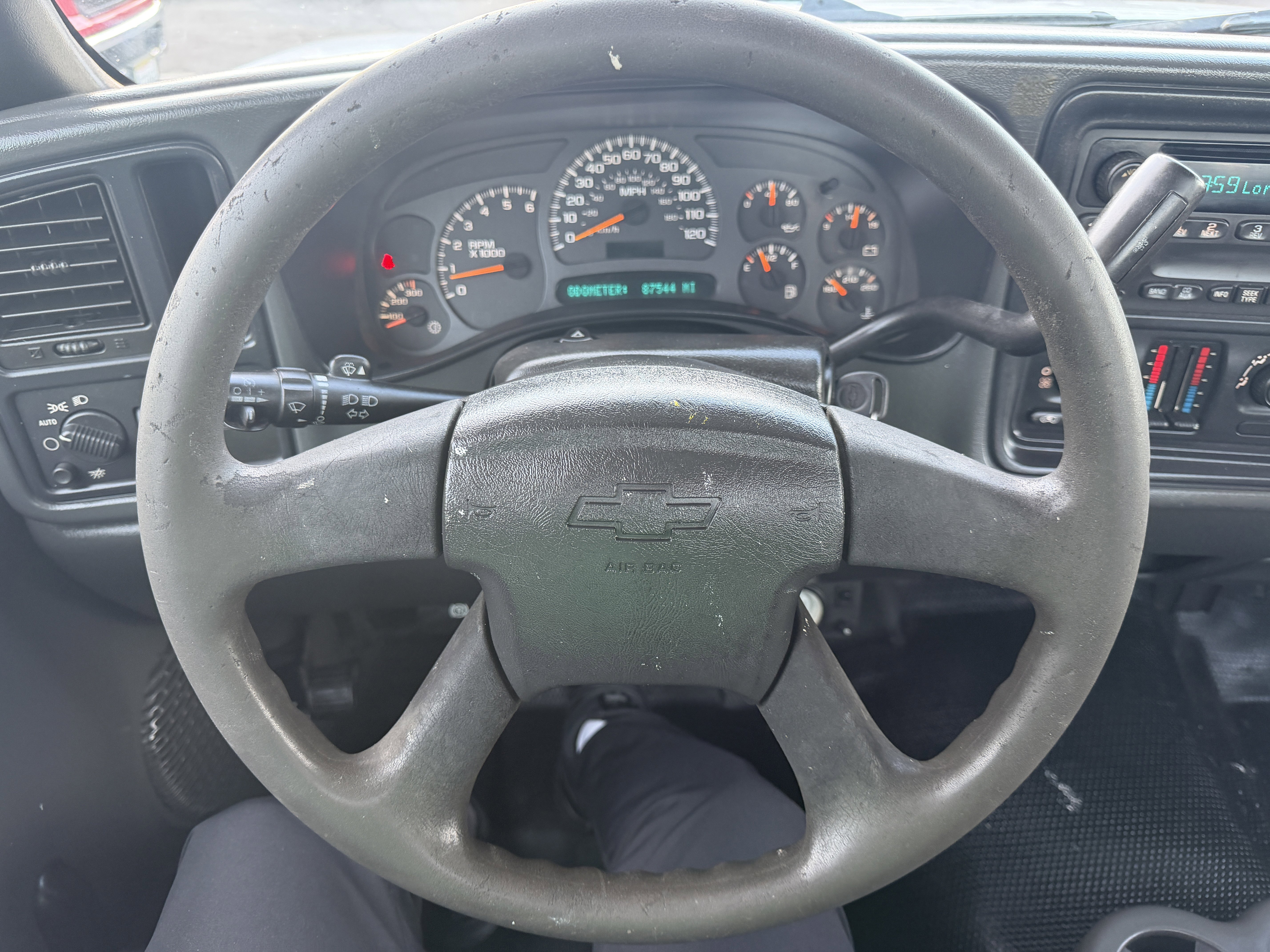 Used 2004 Chevrolet Silverado 2500 2WD Regular Cab image 19