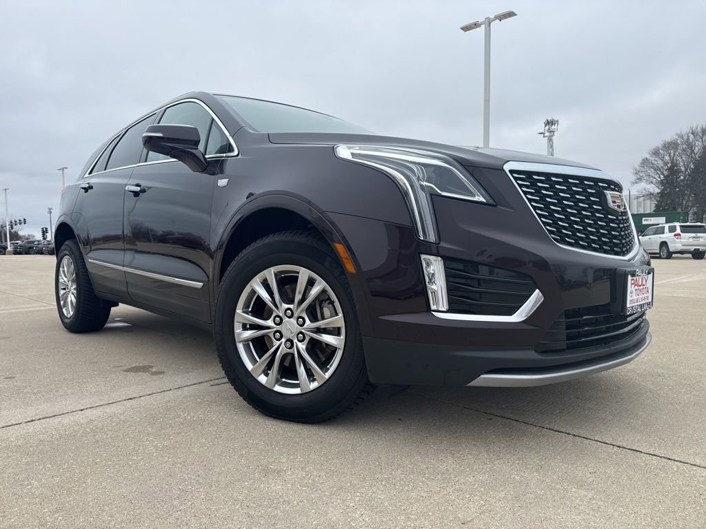 Used 2020 Cadillac XT5 Premium Luxury image 2