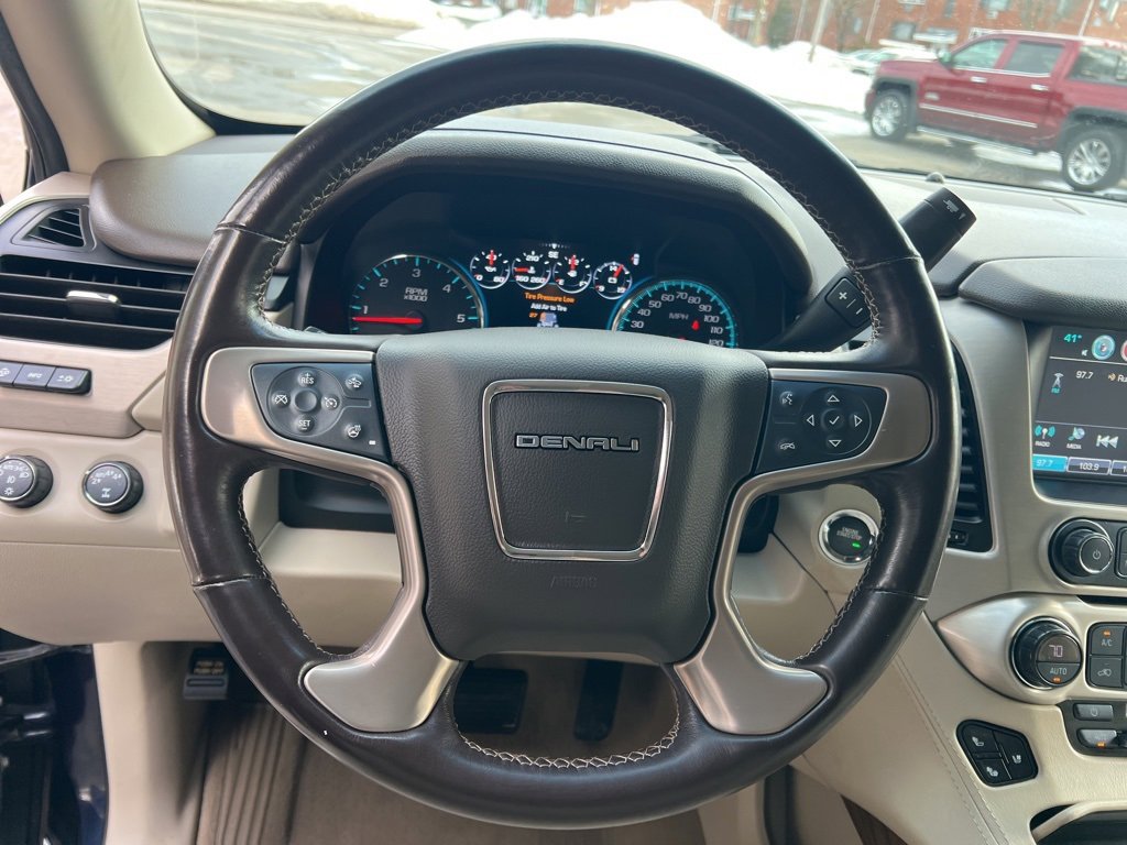 Used 2019 GMC Yukon Denali w/ Denali Ultimate Package image 14