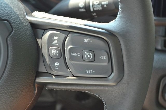 New 2026 Jeep Gladiator Sport AWD/4WD image 18