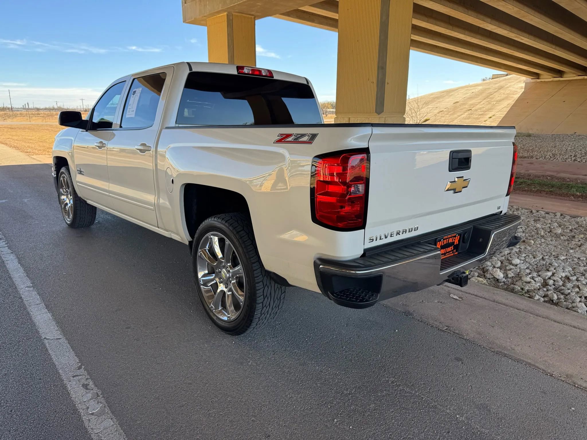 Used 2015 Chevrolet Silverado 1500 LT w/ Texas Edition, 1LT Trim image 5