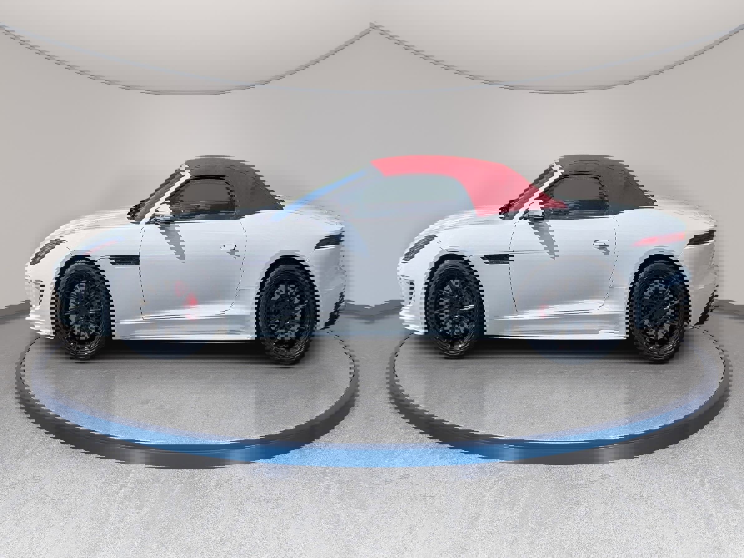 Used 2017 Jaguar F-TYPE R image 8