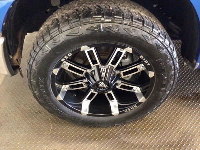 Used 2015 Ford F150 XLT w/ Equipment Group 302A Luxury image 24