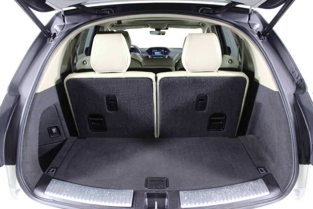 Used 2017 Acura MDX FWD image 16