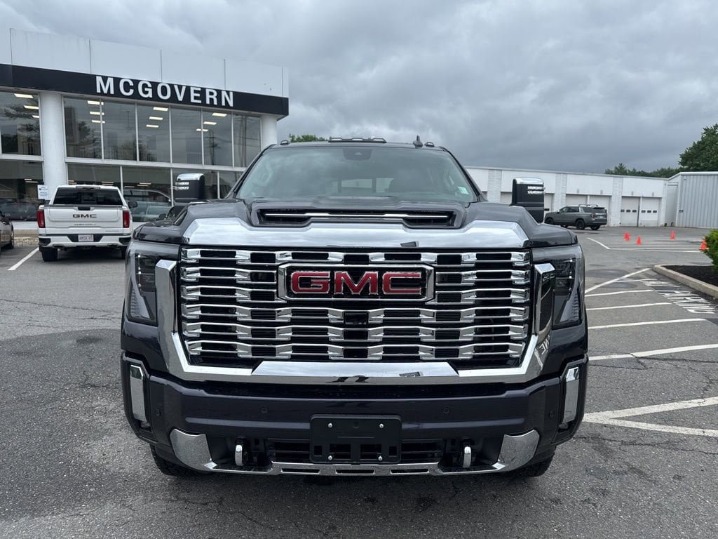 New 2025 GMC Sierra 2500 Denali w/ Denali Reserve Package image 9