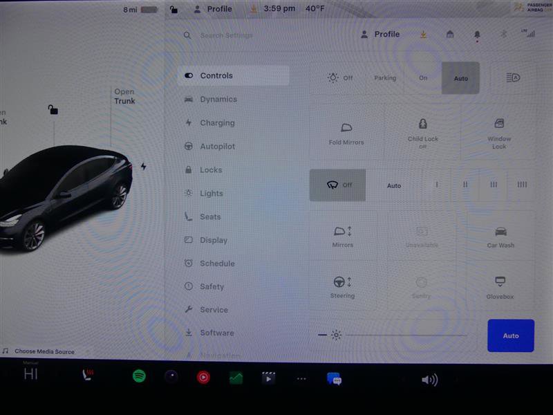 Used 2018 Tesla Model 3 Performance image 11