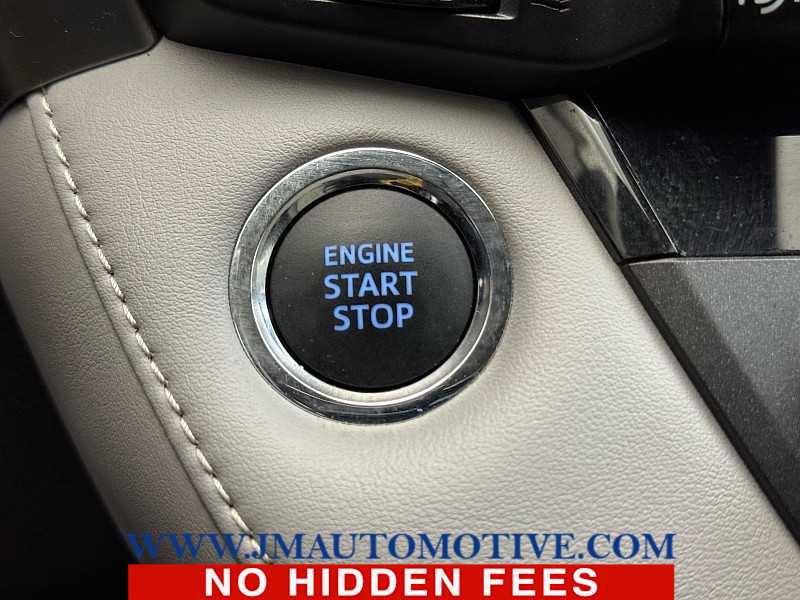 Used 2018 Toyota RAV4 XLE image 46