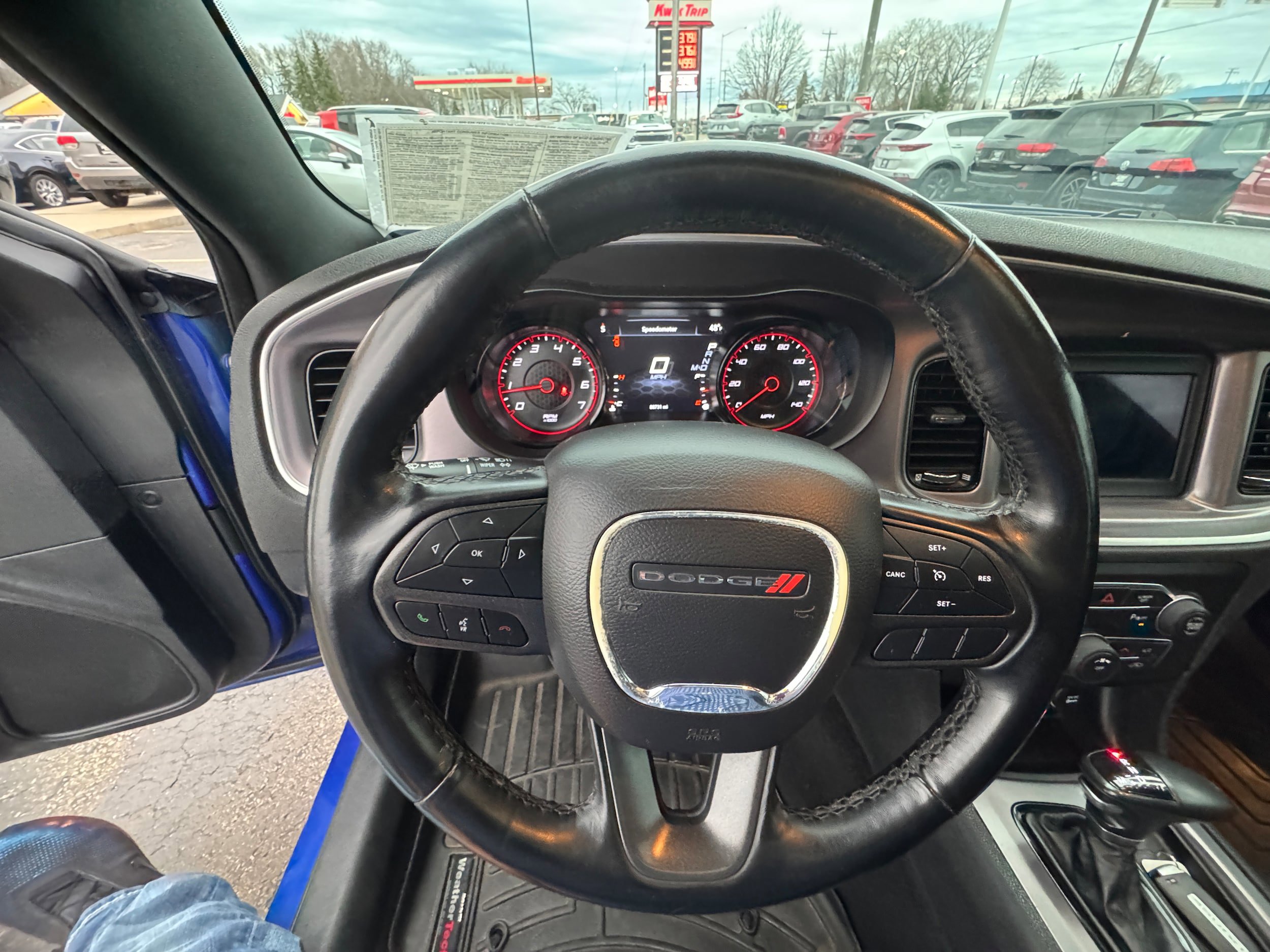 Used 2021 Dodge Charger SXT w/ Blacktop Package RWD image 10