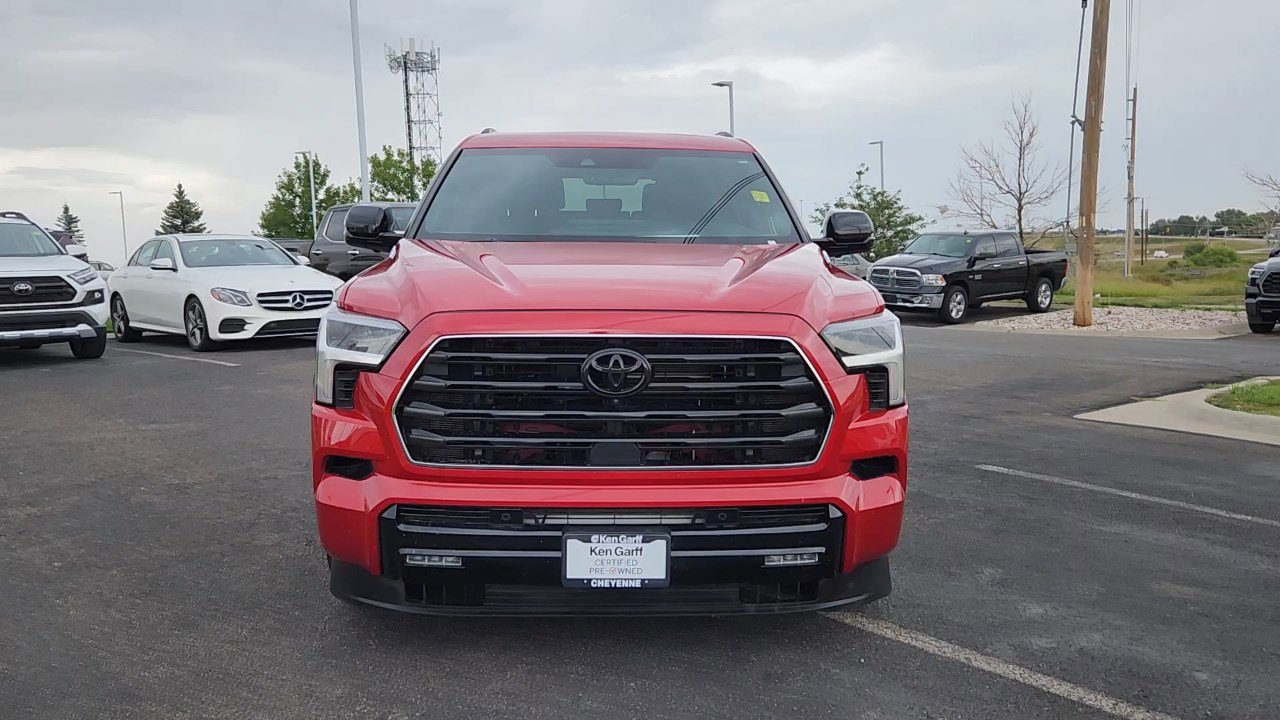 Used 2025 Toyota Sequoia Limited image 5