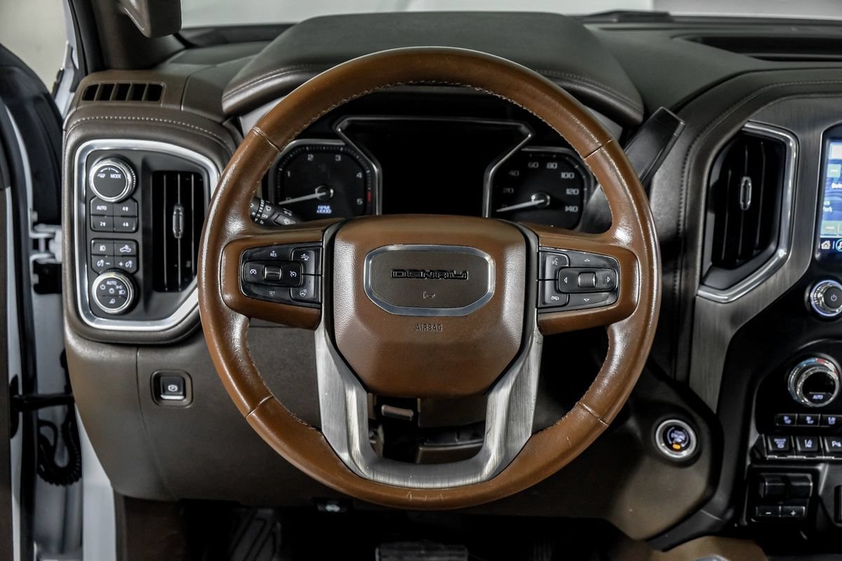 Used 2021 GMC Sierra 3500 Denali w/ Denali Ultimate Package AWD/4WD image 16