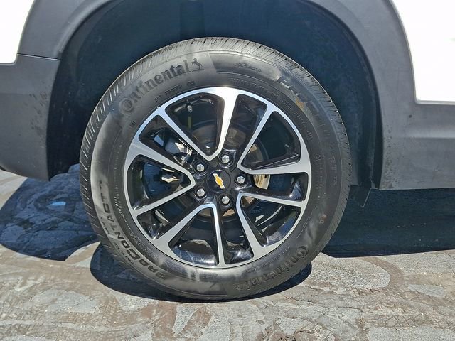 Used 2025 Chevrolet TrailBlazer LT AWD/4WD image 8
