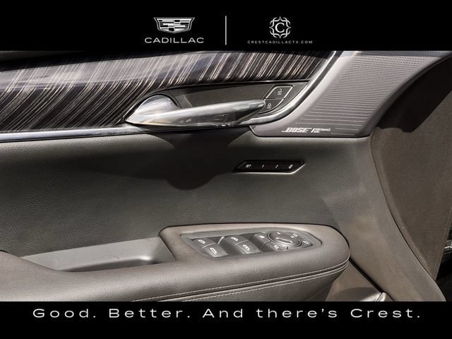 Used 2023 Cadillac XT6 Premium Luxury w/ Technology Package FWD image 26