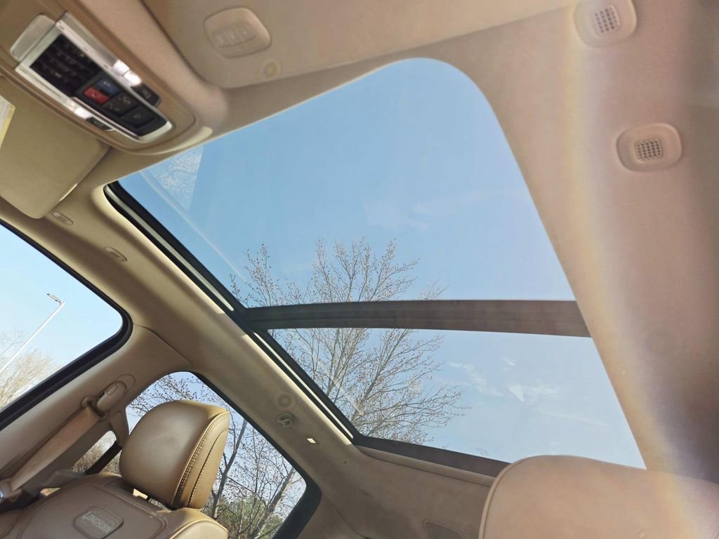 Used 2019 RAM 1500 Limited image 9