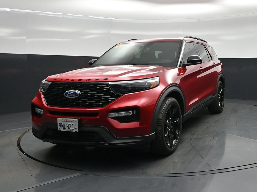 Certified 2024 Ford Explorer ST-Line w/ Class IV Trailer Tow Package RWD image 53