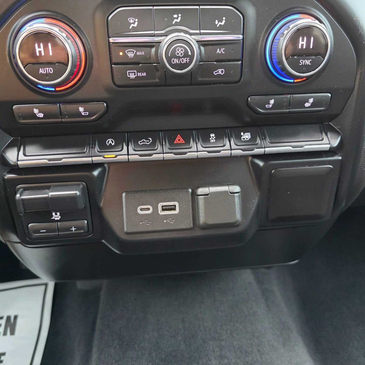 Used 2019 Chevrolet Silverado 1500 RST w/ All-Star Edition RWD image 16
