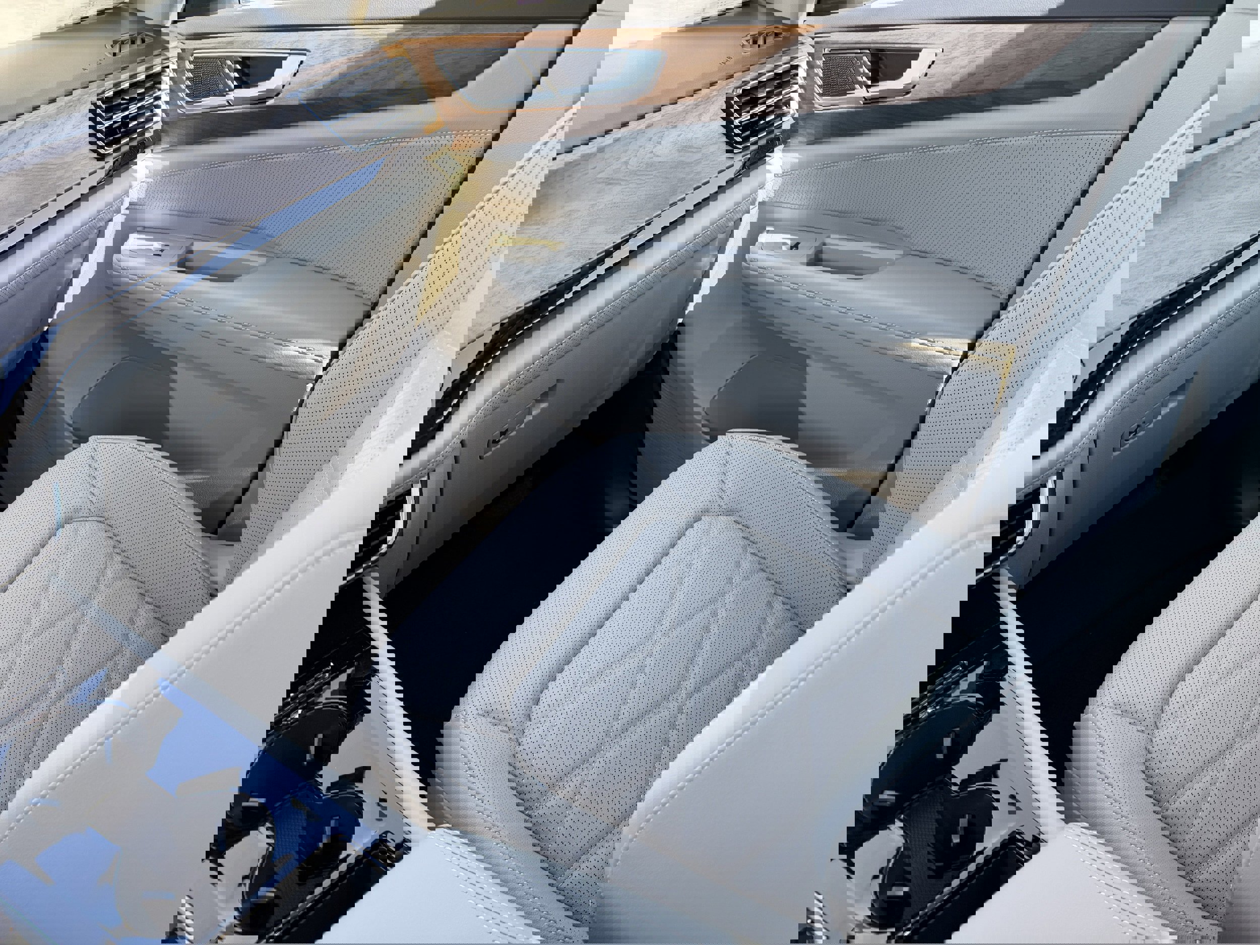 New 2026 Volkswagen Atlas SE image 14