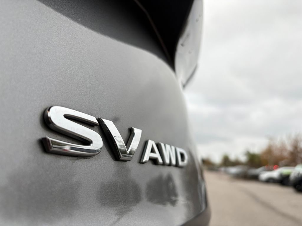 Used 2023 Nissan Rogue SV image 8