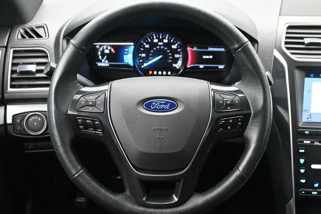 Used 2018 Ford Explorer Limited AWD/4WD image 26