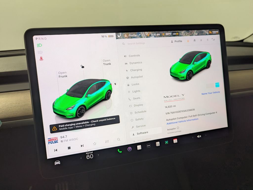 Used 2025 Tesla Model Y Performance image 39
