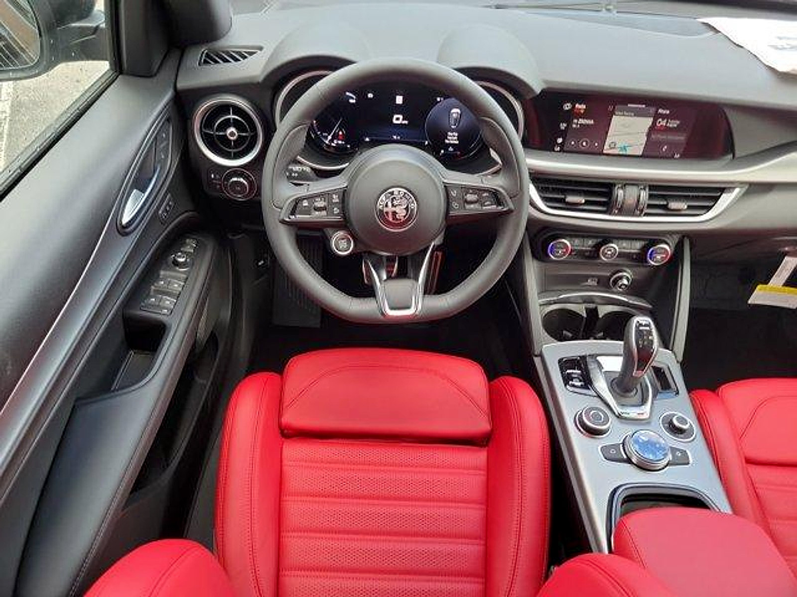 New 2026 Alfa Romeo Stelvio Sprint AWD/4WD image 17