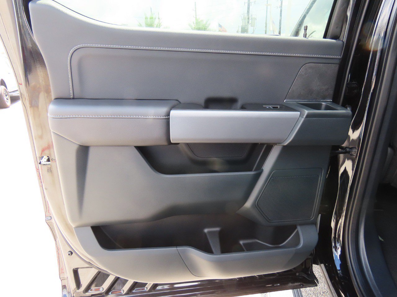 New 2025 Ford F150 XLT w/ Equipment Group 301A Standard image 15