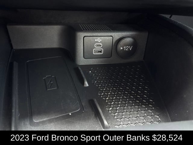 Used 2023 Ford Bronco Sport Outer Banks w/ Tech Package AWD/4WD image 18