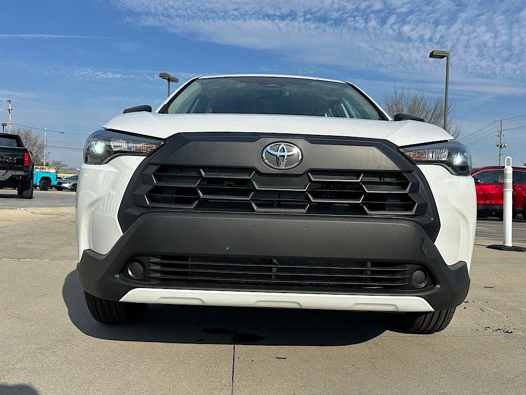 New 2026 Toyota Corolla Cross L image 3
