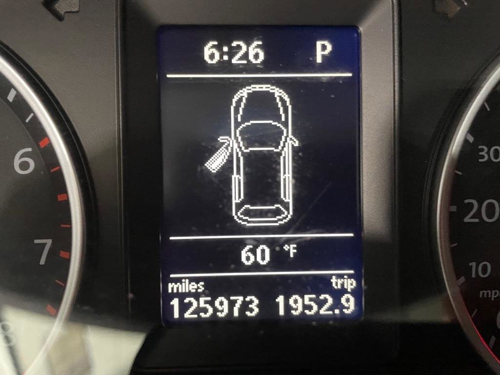 Used 2012 Volkswagen Tiguan S image 27