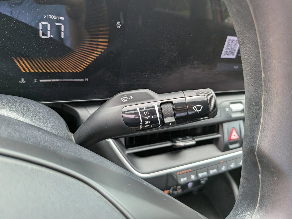 Certified 2025 Kia K4 FWD image 32