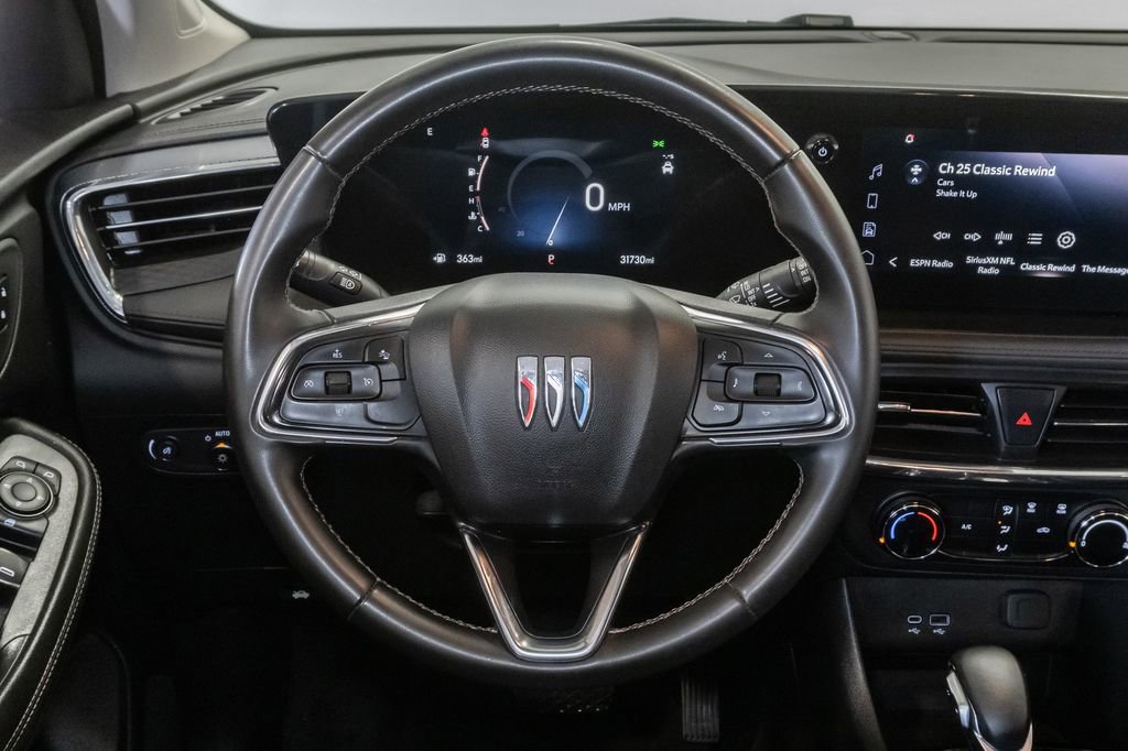 Used 2025 Buick Encore GX Preferred FWD image 12