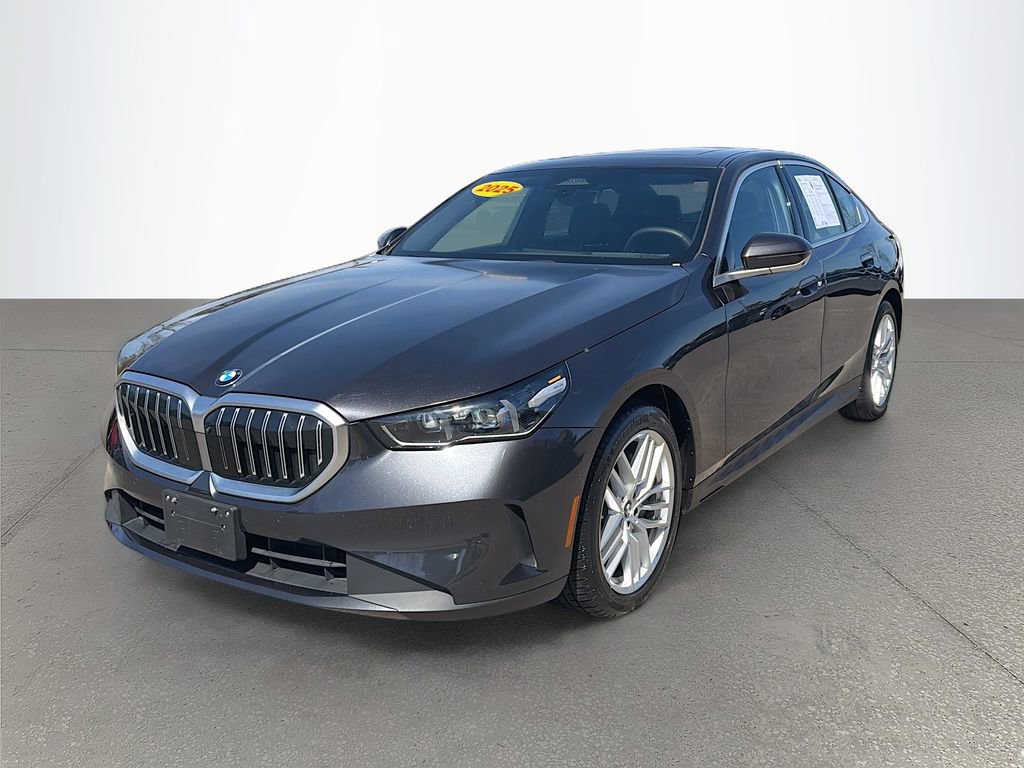 Used 2025 BMW 540i xDrive image 8