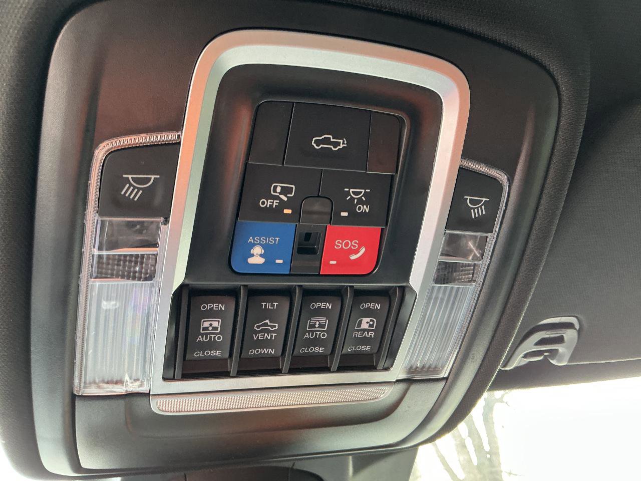 Used 2023 RAM 1500 Limited image 16