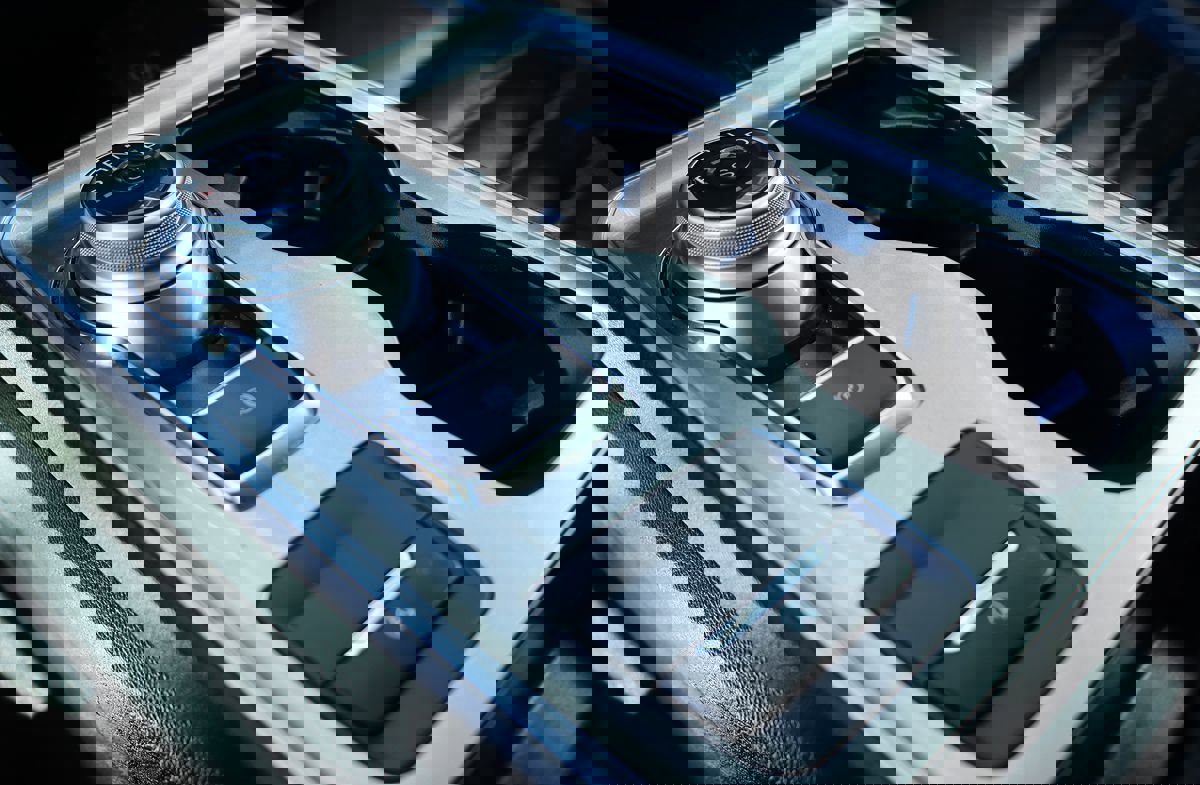 Used 2024 Ford Edge SEL image 54