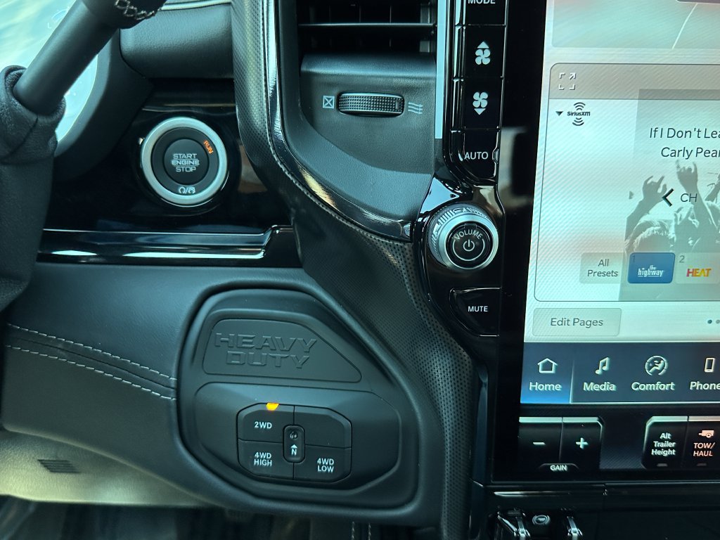 New 2026 RAM 2500 Limited AWD/4WD image 29