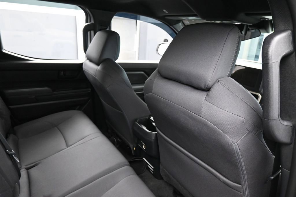 Used 2024 Toyota Tacoma SR AWD/4WD image 44