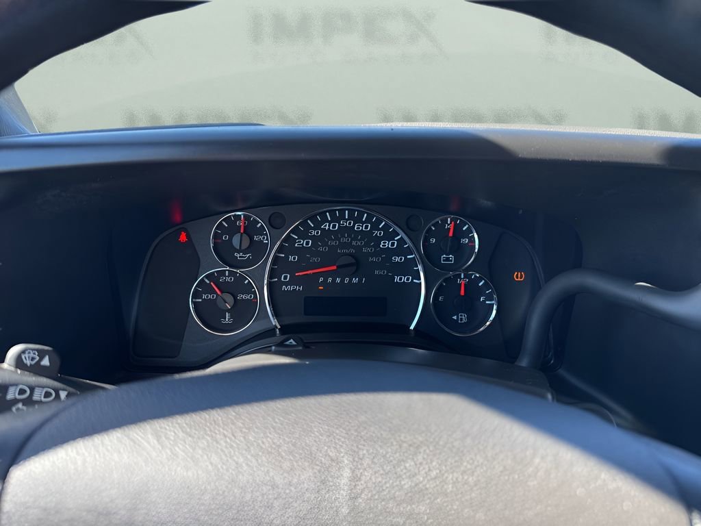 Used 2023 GMC Savana 2500 w/ Driver Convenience Package RWD image 16