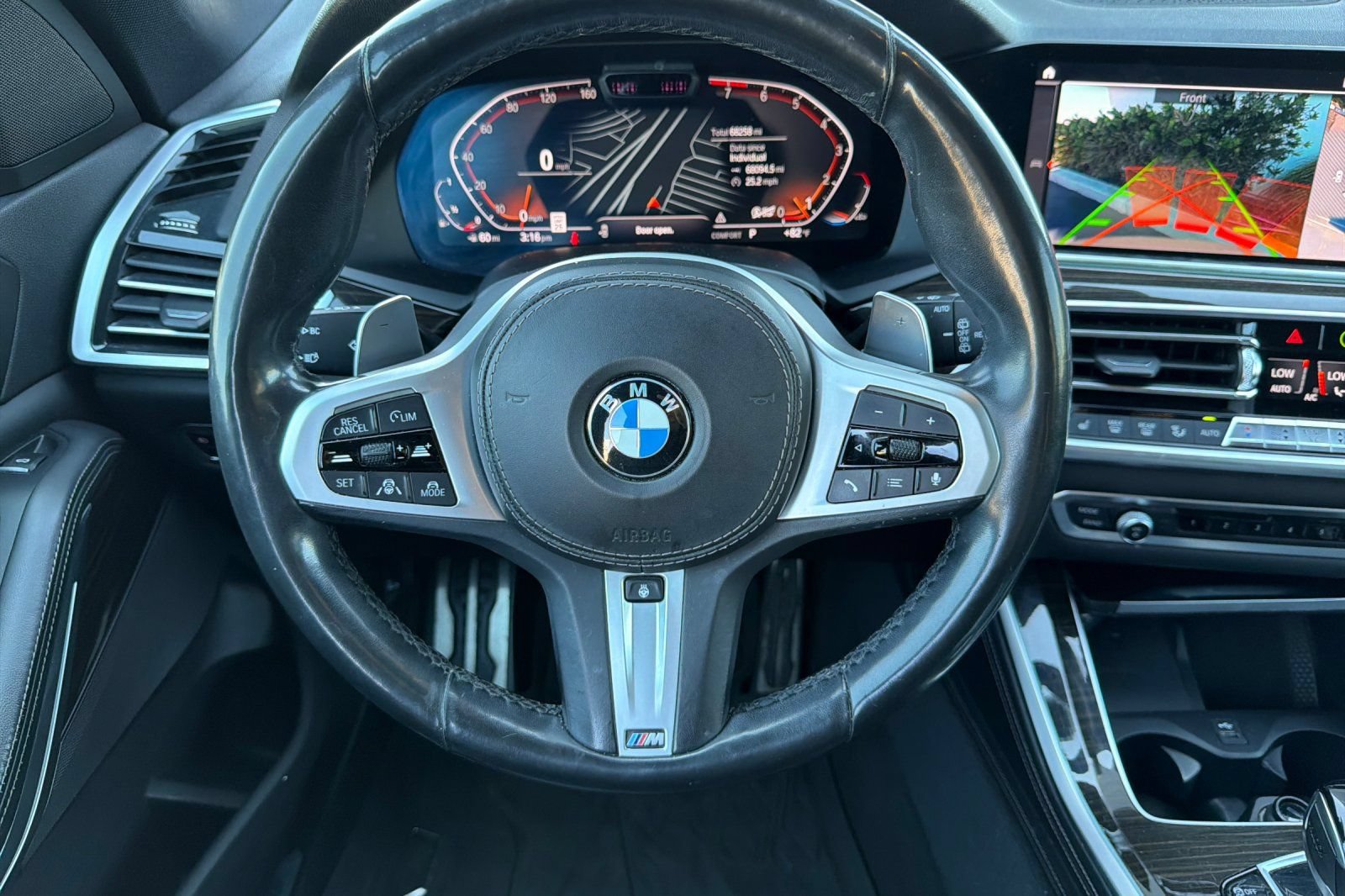 Used 2019 BMW X5 xDrive40i w/ M Sport Package AWD/4WD image 16