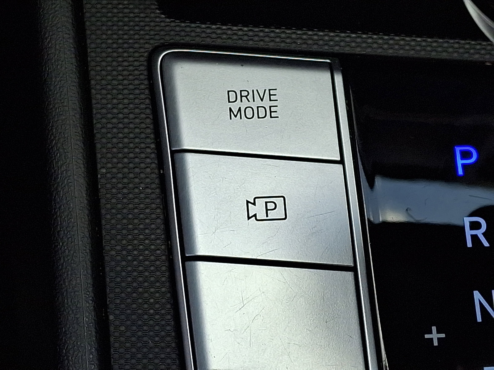 Used 2023 Hyundai Elantra SEL w/ Preferred Accessory Package image 25