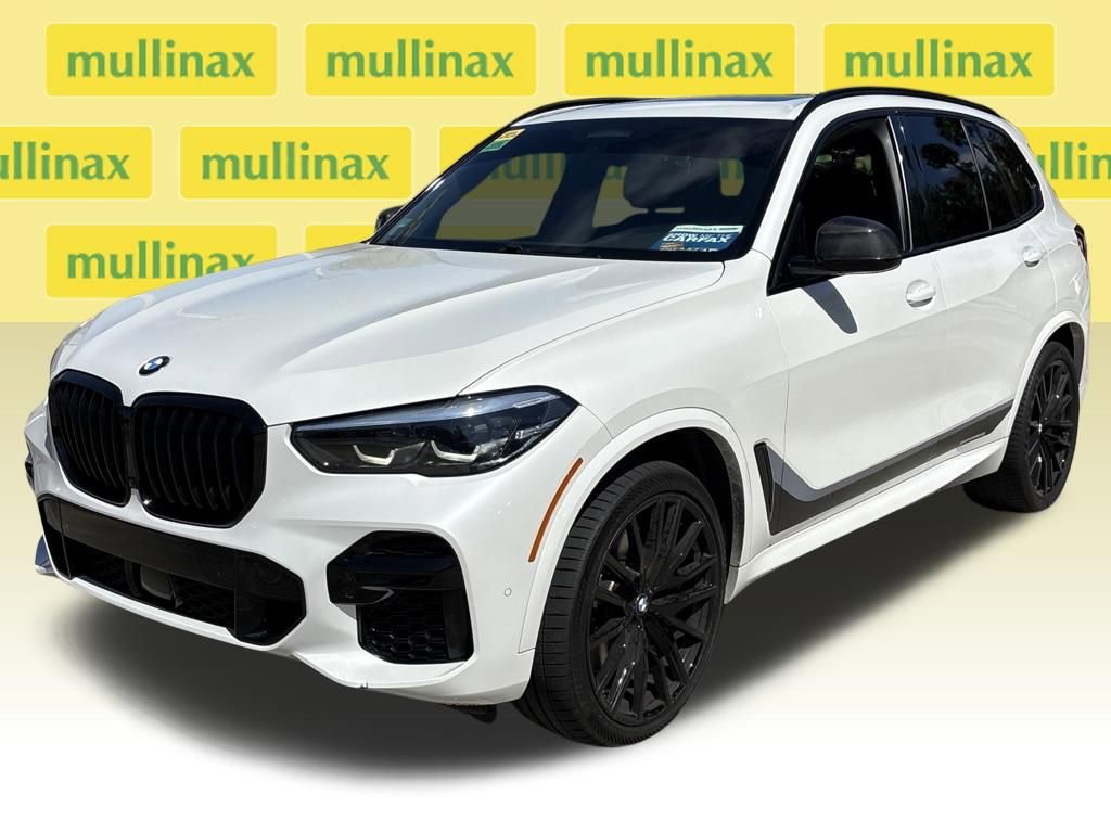 Used 2022 BMW X5 M50i image 14
