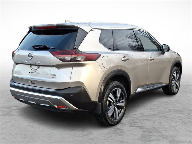 Used 2021 Nissan Rogue Platinum image 6