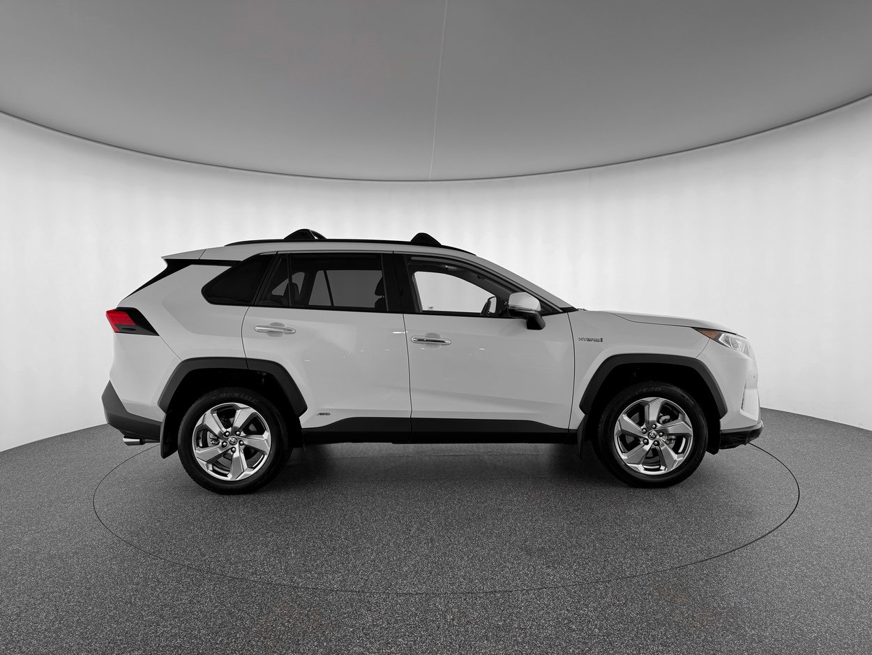 Used 2020 Toyota RAV4 Limited image 6