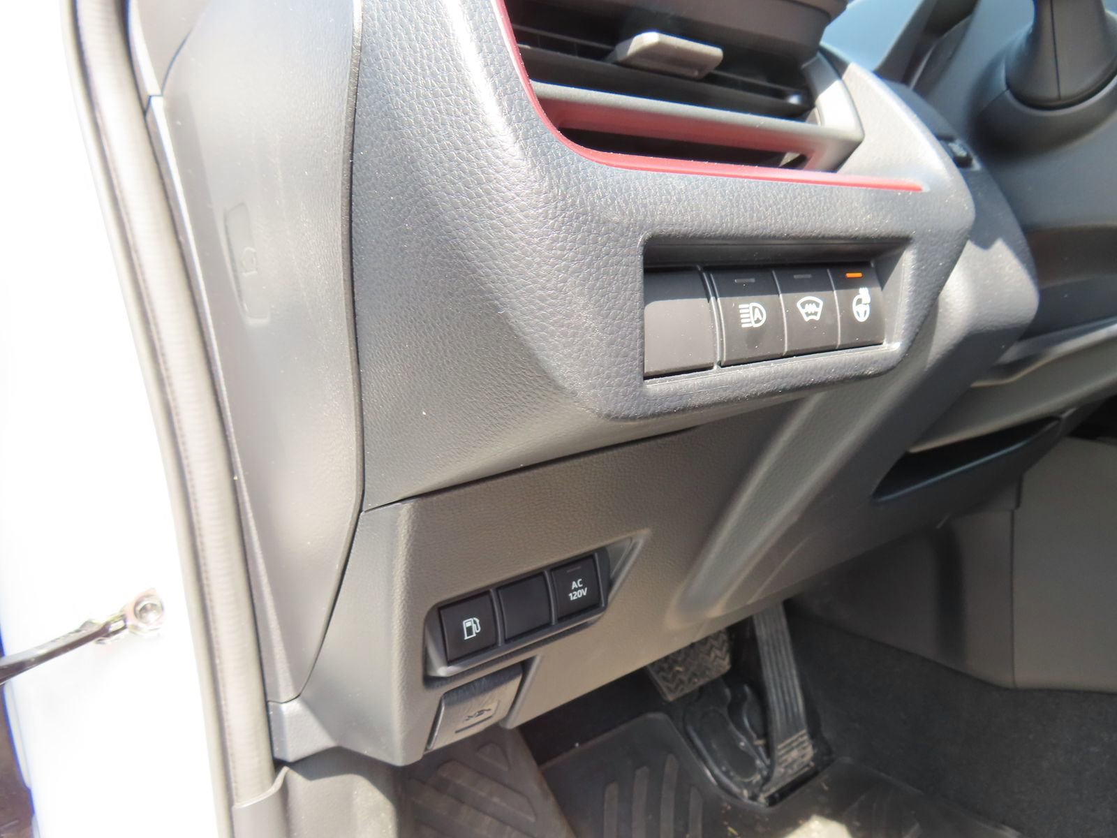 Used 2023 Toyota Prius Prime XSE Premium image 12