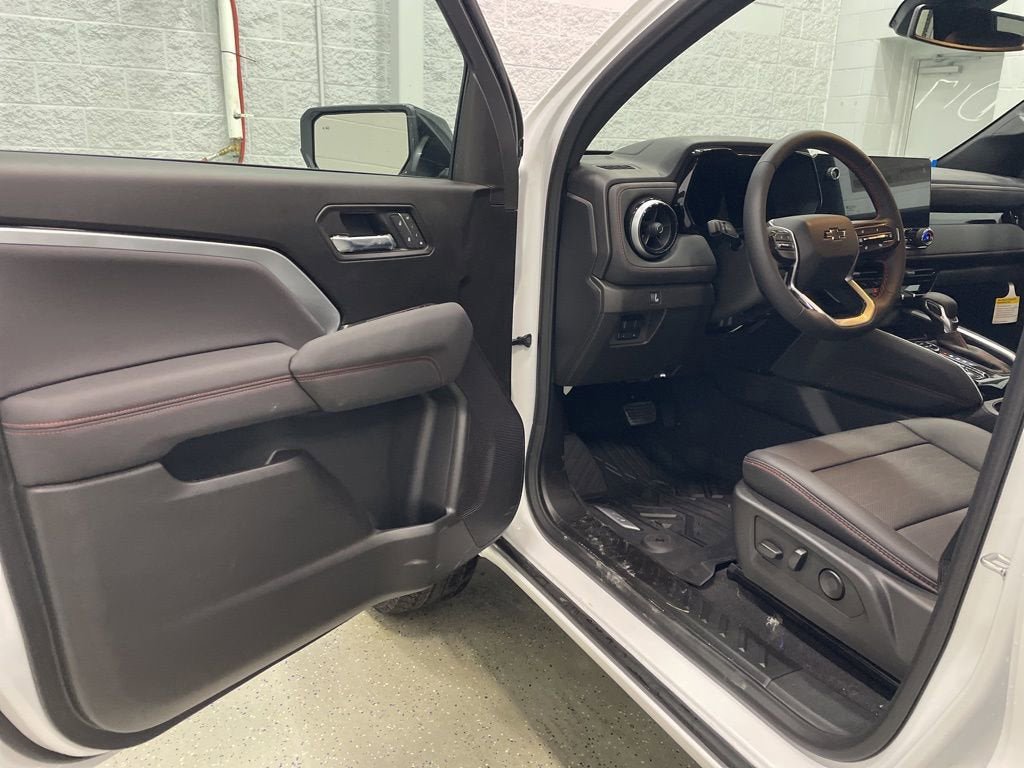 New 2026 Chevrolet Colorado Z71 w/ Technology Package AWD/4WD image 14