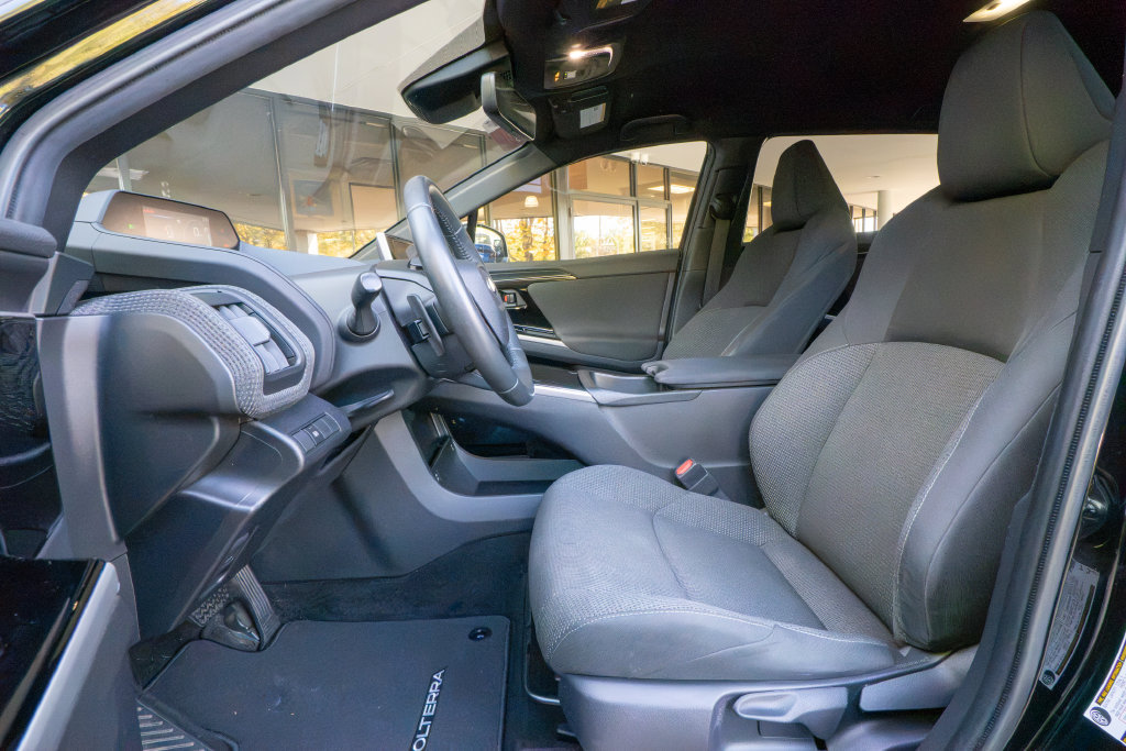 Certified 2023 Subaru Solterra AWD image 8