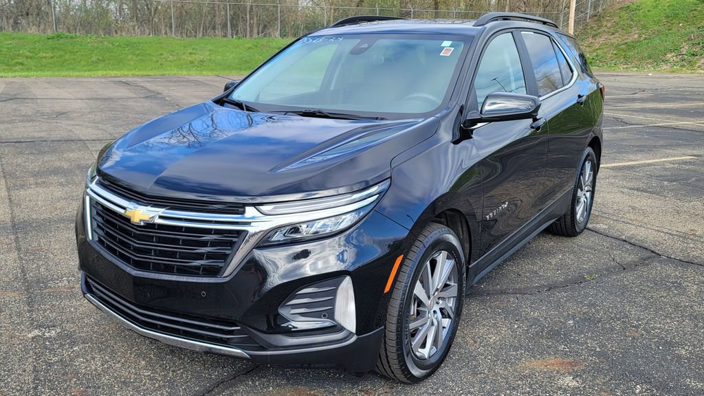 Used 2024 Chevrolet Equinox LT w/ LPO, Floor Liner Package image 3