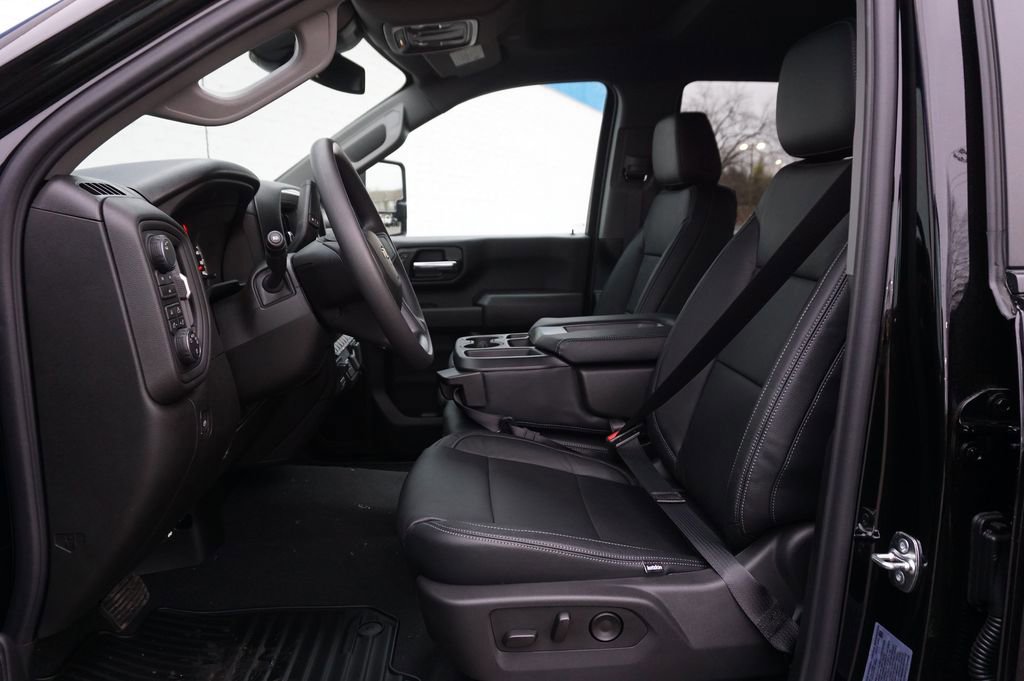 New 2026 Chevrolet Silverado 2500 Custom w/ Custom Value Package image 10